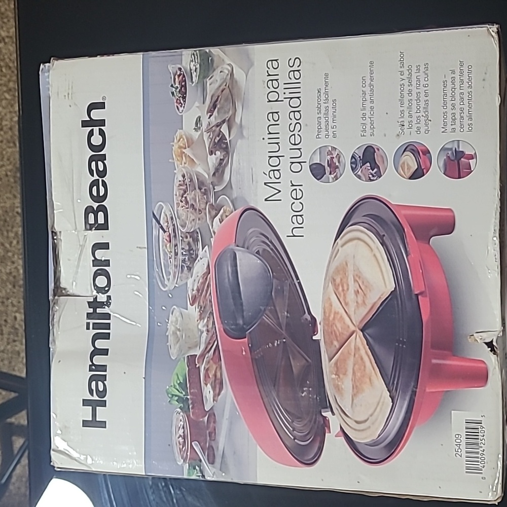 Quesadilla maker